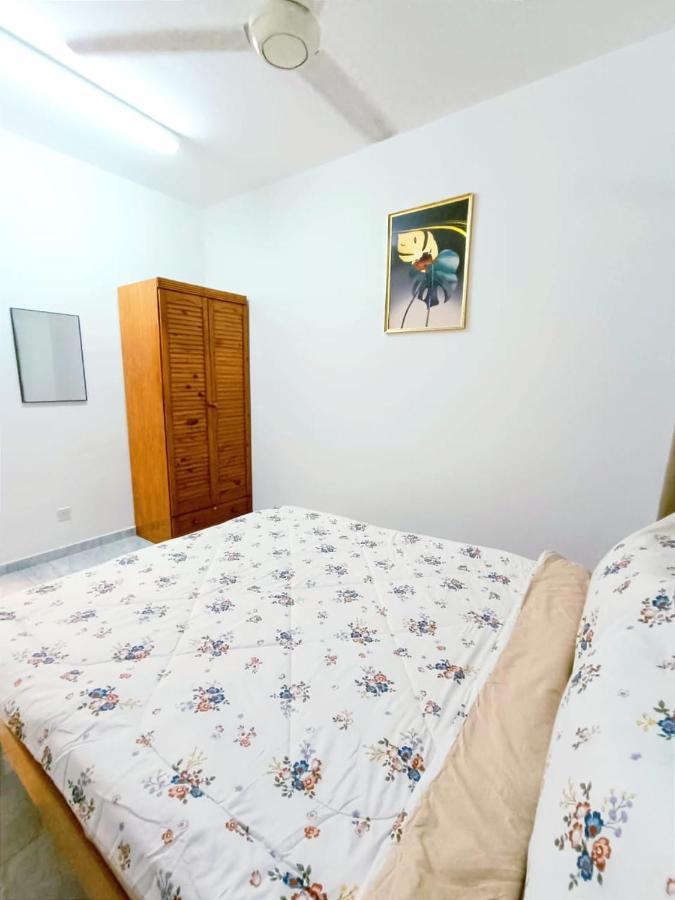 D'Luna Homestay Terengganu - Ladang Gemilang 2 Kuala Terengganu Extérieur photo